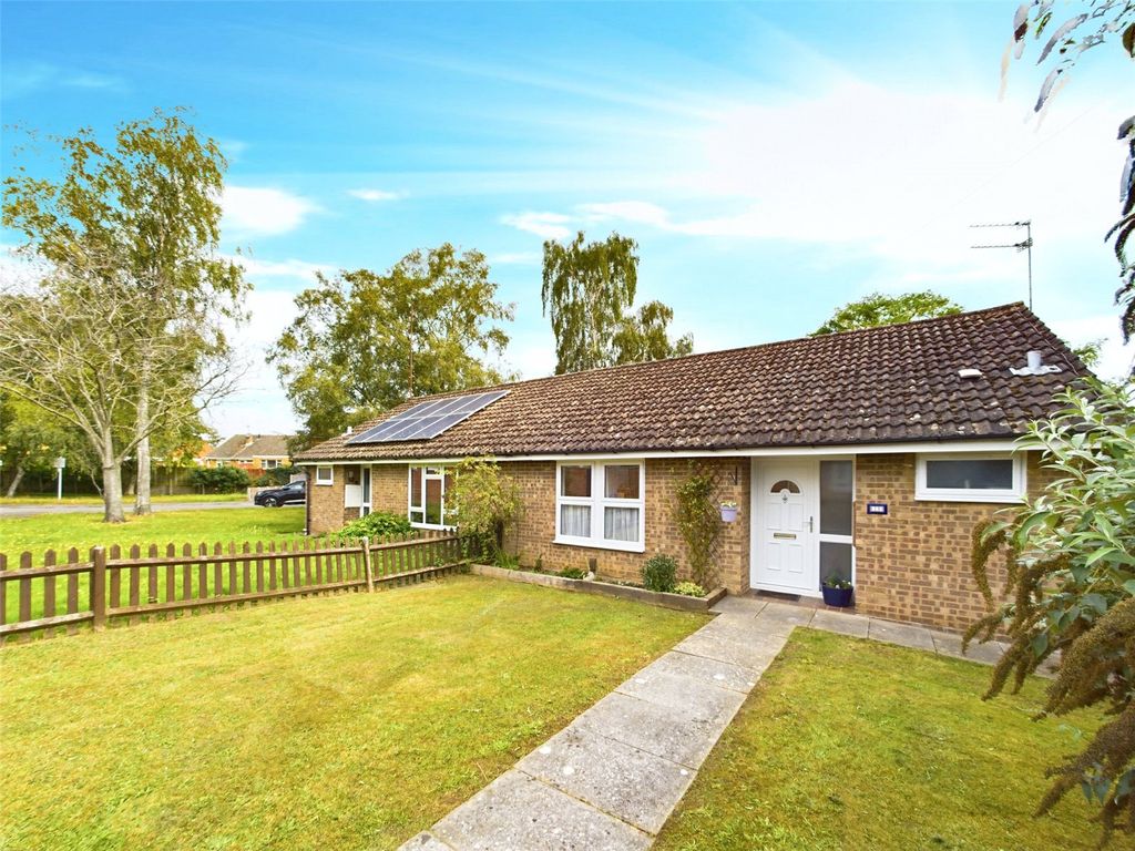 3 bed bungalow for sale in Grasmere Road, Cheltenham, Gloucestershire