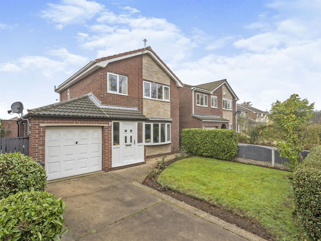 3 bed detached house for sale in Pheasant Bank, Rossington, Doncaster