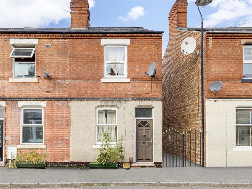 2 bed terraced house for sale in Glapton Road, The Meadows