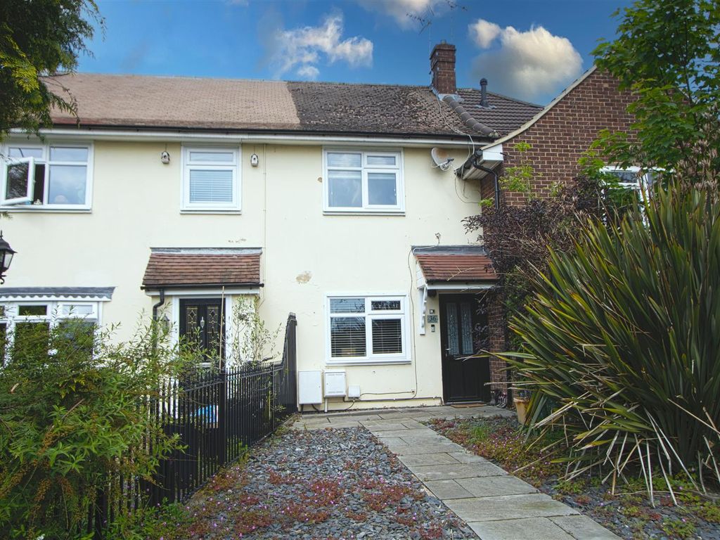 2 bed terraced house for sale in Hickstars Lane, Billericay CM12, £