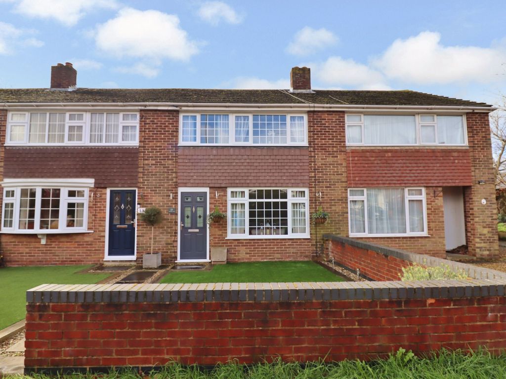 3 bed terraced house for sale in Hamble Lane, Hamble SO31, £315,000