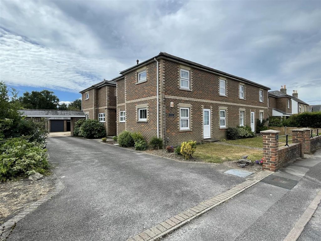 1 bed flat to rent in Wessex Road, Parkstone, Poole BH14 Zoopla