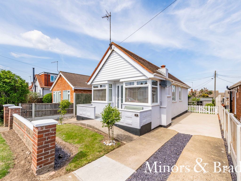 3 bed detached bungalow for sale in Second Avenue, CaisterOnSea