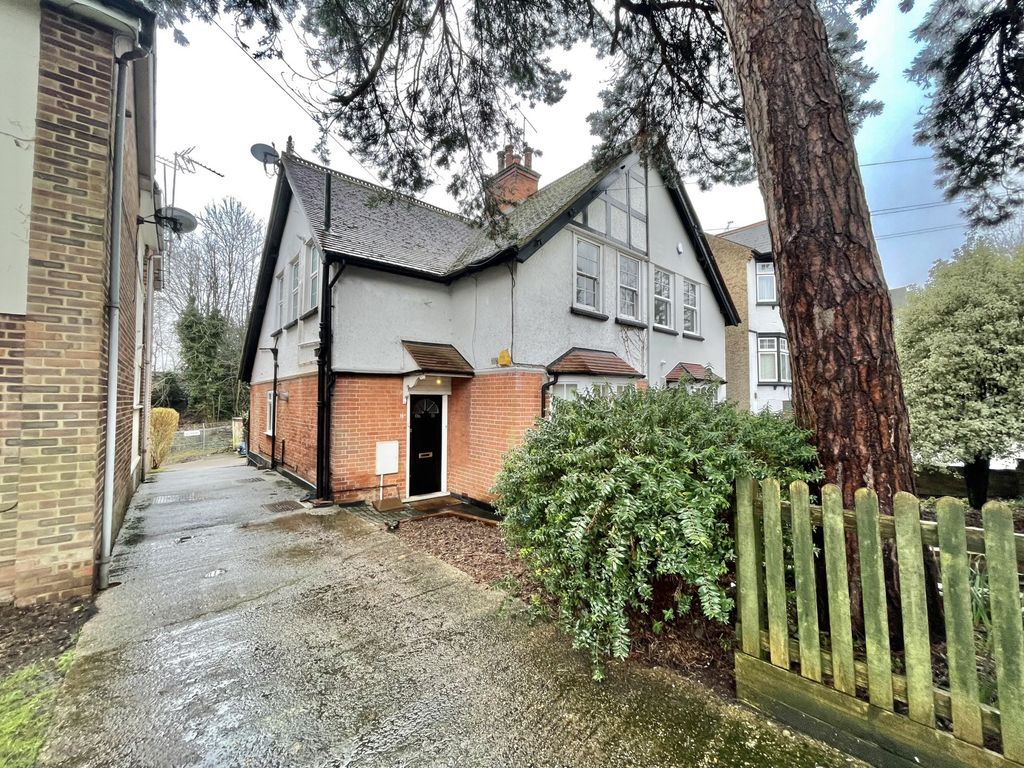 1 bed to rent in Kendal Avenue, Epping CM16 Zoopla