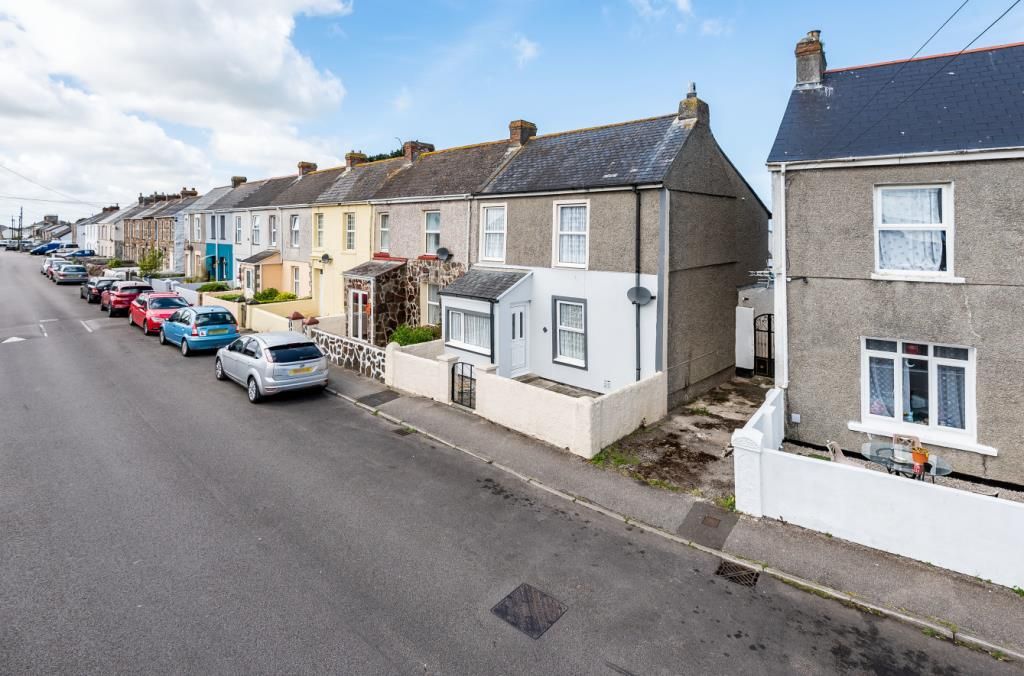 4 bed terraced house for sale in North Roskear Road, Tuckingmill