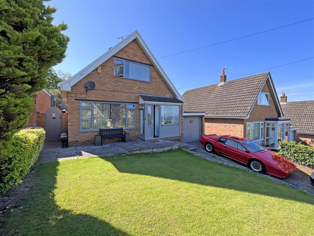 3 bed detached house for sale in Ffordd Y Graig, Llanddulas, Conwy LL22