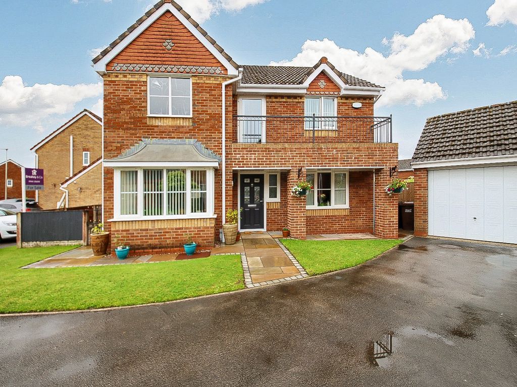 4 bed detached house for sale in Meyrick Close, Winstanley, Wigan