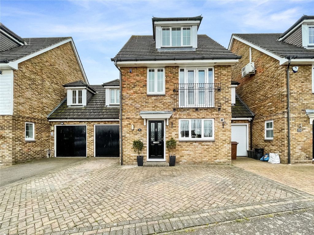 3 bed linkdetached house for sale in Waterside Lane, Gillingham, Kent