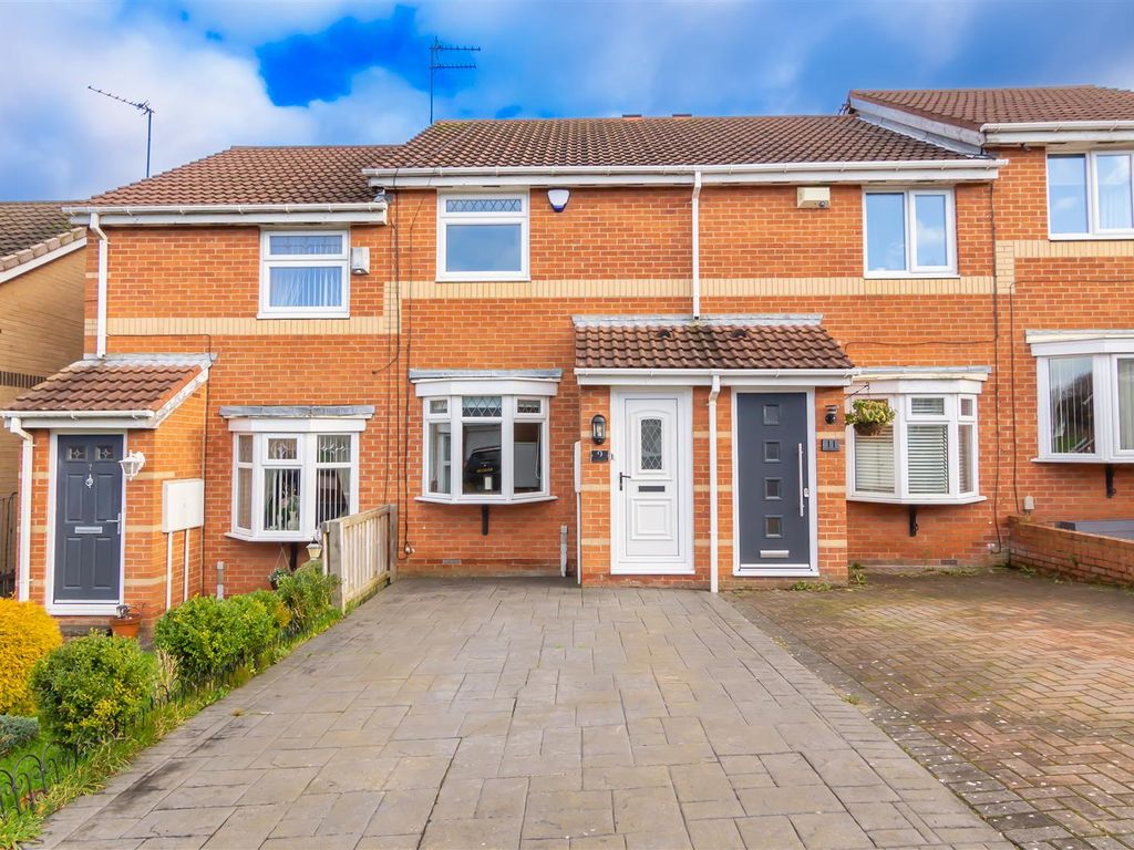 2 bed terraced house for sale in Lakemore, Peterlee SR8, £100,000 Zoopla