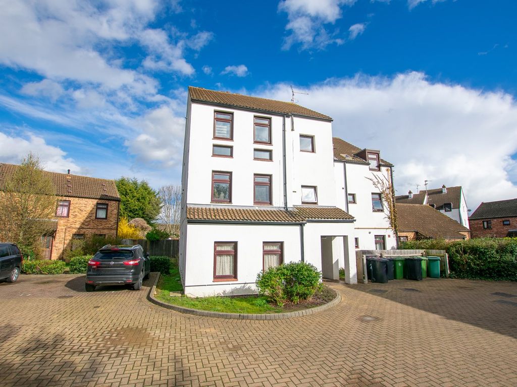 1 bed flat for sale in Heyford Close, Paston, Peterborough PE4 Zoopla