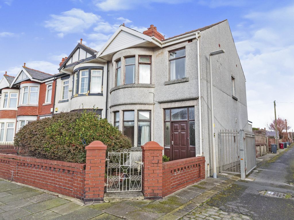 3 bed end terrace house for sale in Eastbourne Road, Blackpool FY4 Zoopla