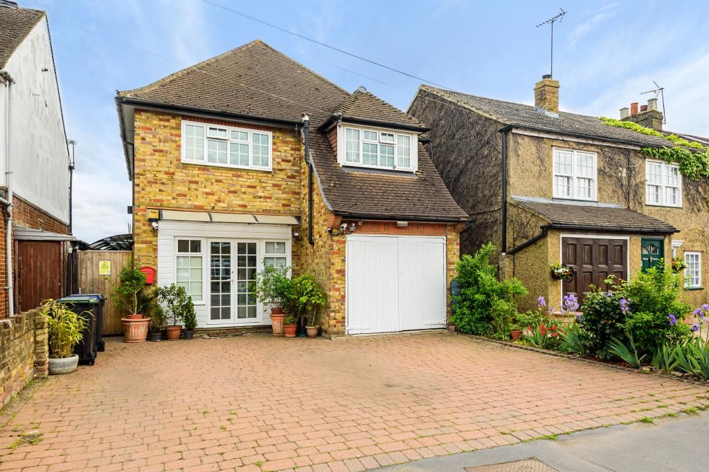 3 bed detached house for sale in Uxbridge, London UB9 Zoopla