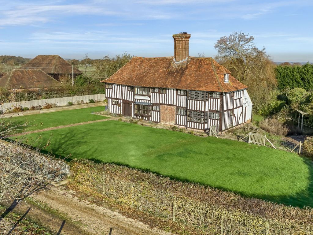 7 bed detached house for sale in High Halden, Ashford TN26, £1,500,000 Zoopla