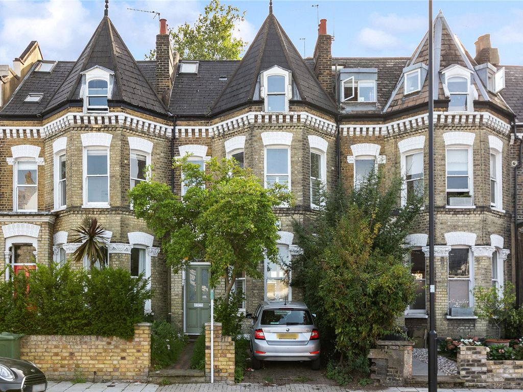 5 bed terraced house for sale in Union Road, London SW4, £1,250,000