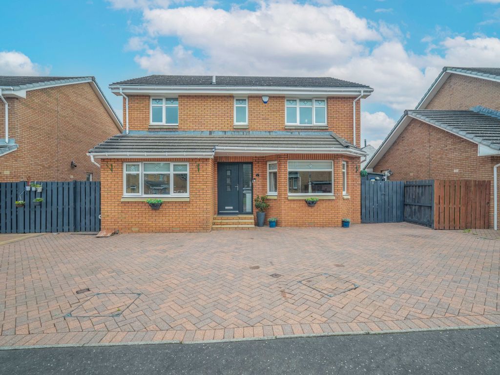 4 bed detached house for sale in Dougan Drive, Wishaw ML2, £274,995
