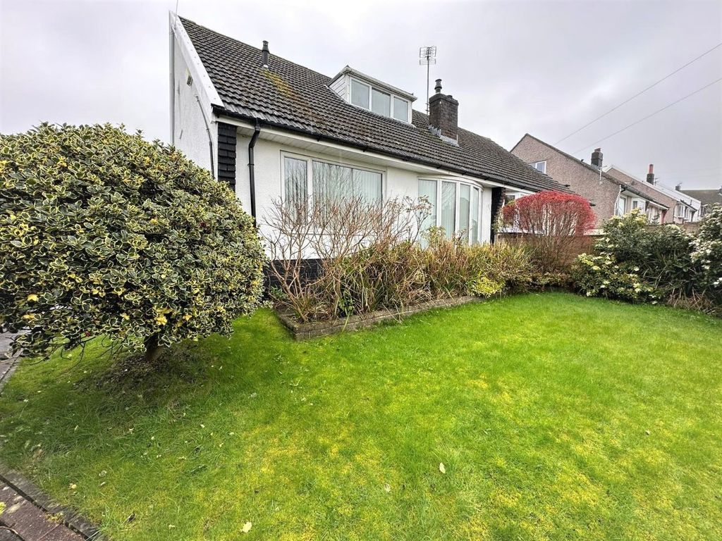 4 bed bungalow to rent in Sunny Bower Close, Blackburn BB1 Zoopla