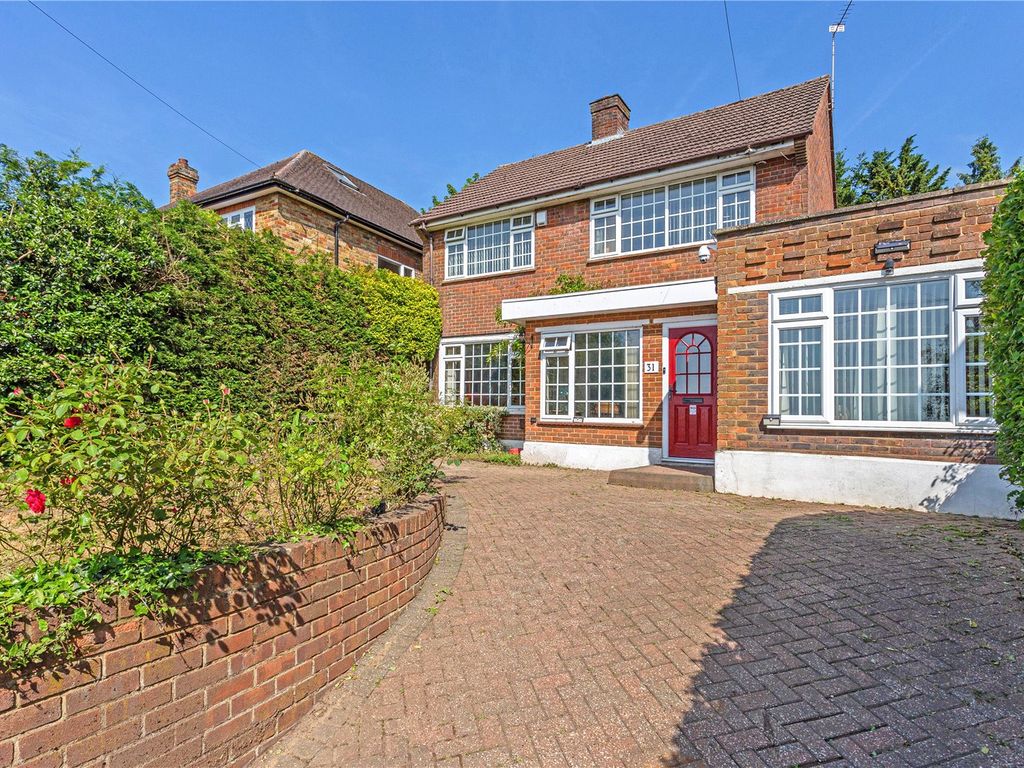 4 bed detached house for sale in Coombe Hill Road, Rickmansworth, Hertfordshire WD3, £875,000