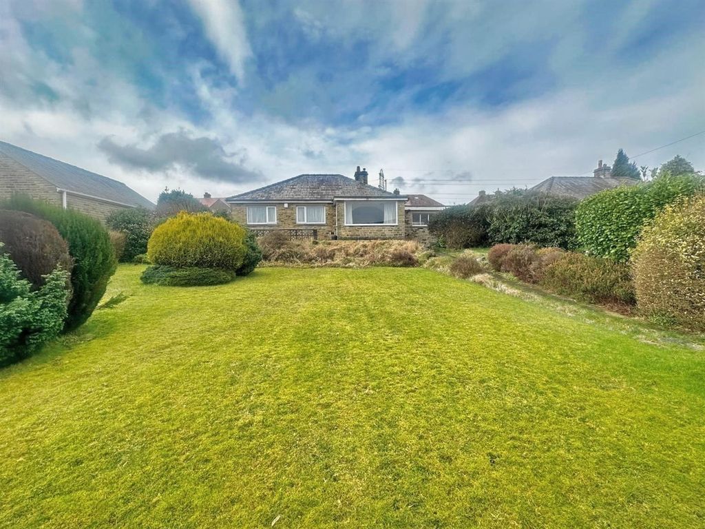 3 bed detached bungalow for sale in Saddleworth Road, Barkisland