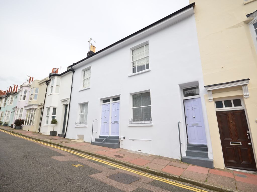 1 bed flat to rent in Borough Street, Brighton BN1, £1,350 pcm Zoopla