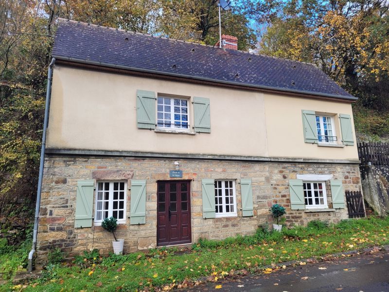 2 bed property for sale in Normandy, Orne, DomfrontEnPoiraie, £60,402