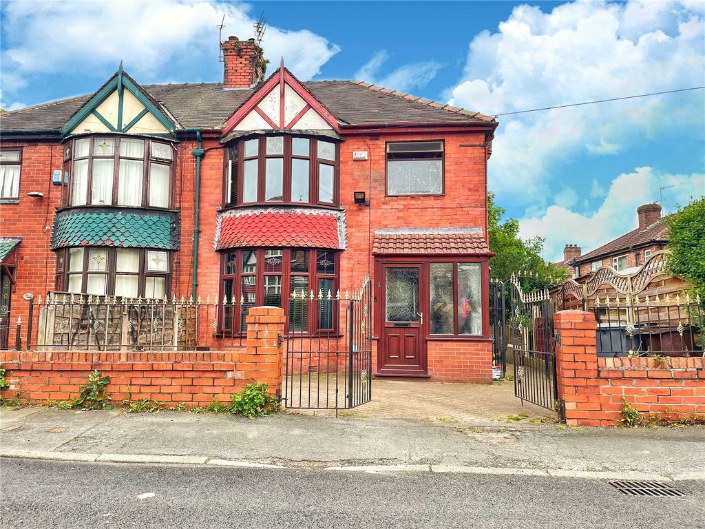 3 bed semidetached house for sale in Caledon Avenue, Moston