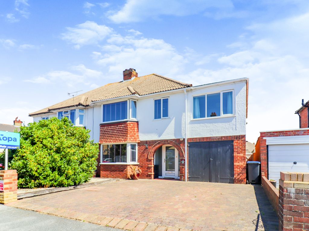 4 bed semidetached house for sale in Queens Gate Road, Ramsgate CT11
