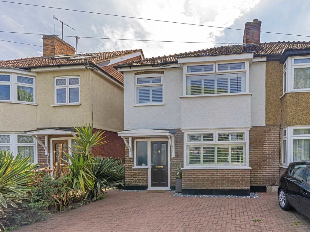 3 bed semidetached house for sale in Whitton Dene, Isleworth TW7 Zoopla
