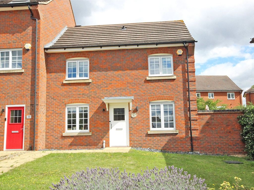 3 bed property for sale in Victor Close, Shortstown, Bedford