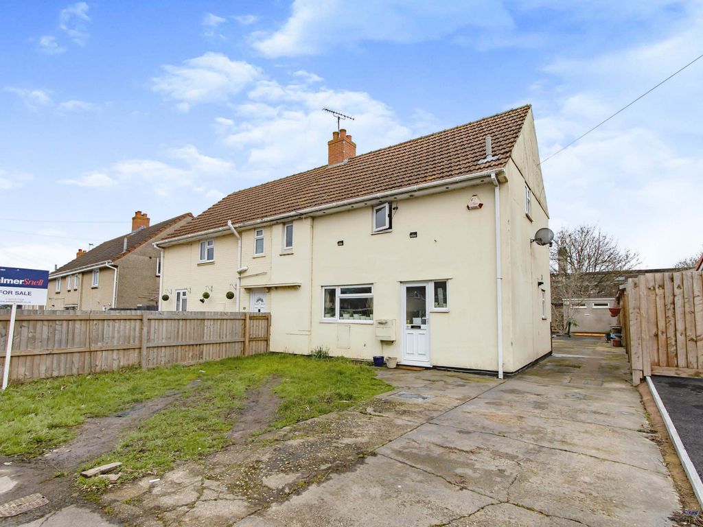 3 bed semidetached house for sale in Musgrove Road, Taunton, Somerset