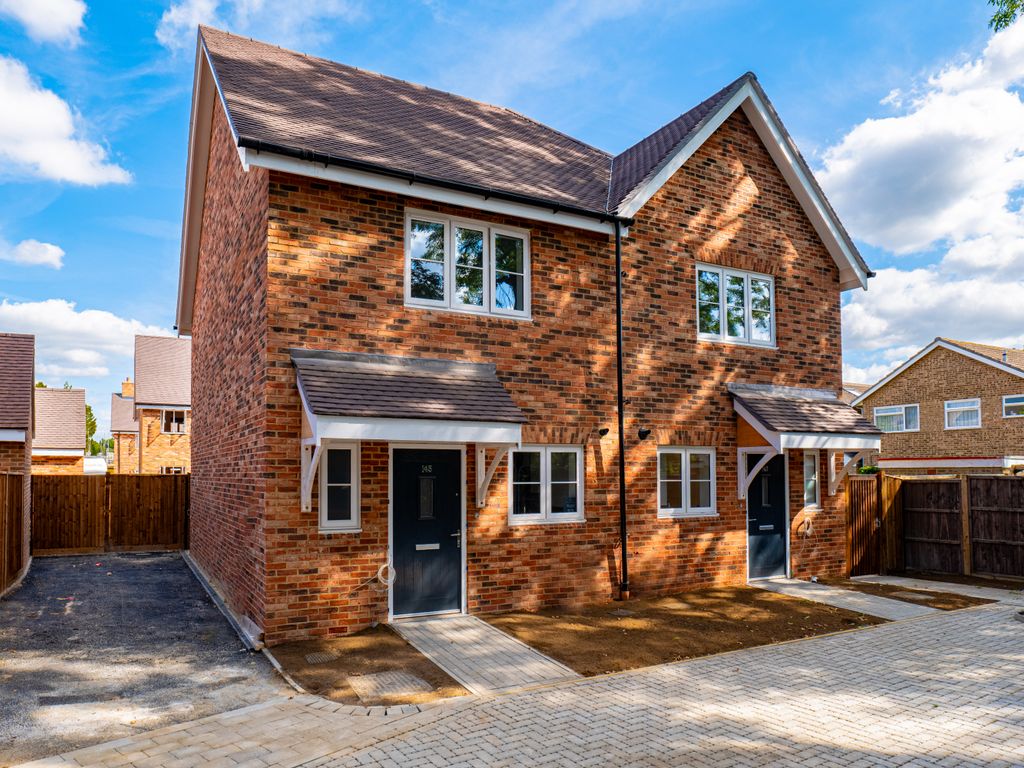 New home, 2 bed semidetached house for sale in Day Close, Horley