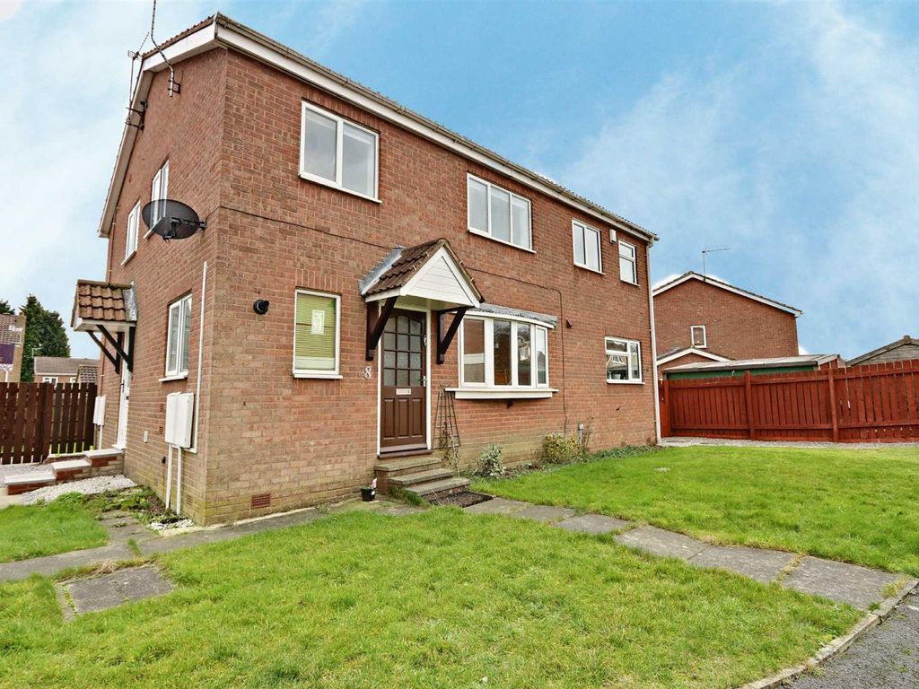 2 bed town house to rent in Fabric View, Holmewood, Chesterfield