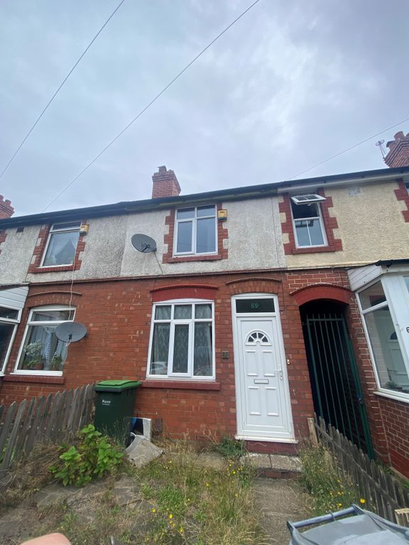 2 bed property to rent in Greets Green Road, West Bromwich B70 Zoopla