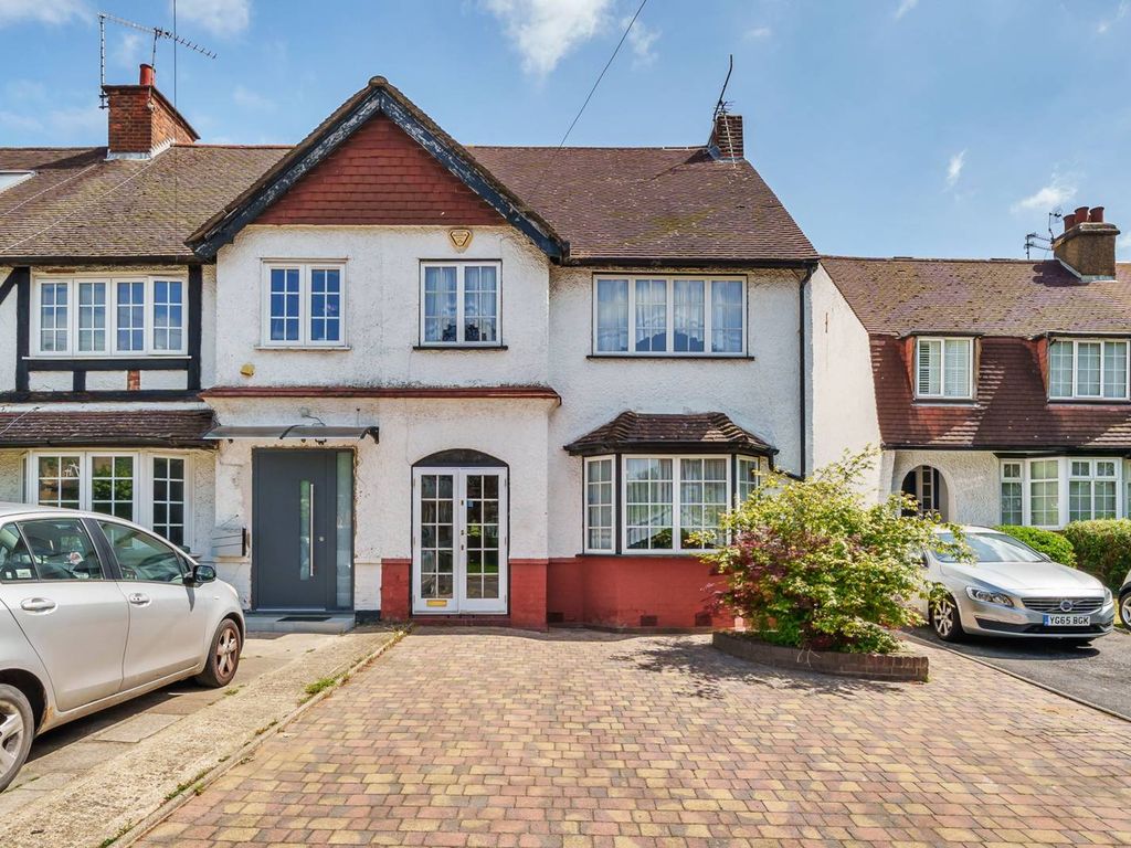 3 bed end terrace house to rent in Kenton Lane, Harrow Weald, Harrow