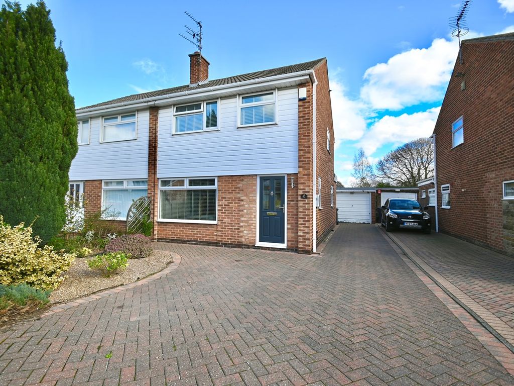 3 bed semidetached house for sale in Westmorland Way, Sprotbrough