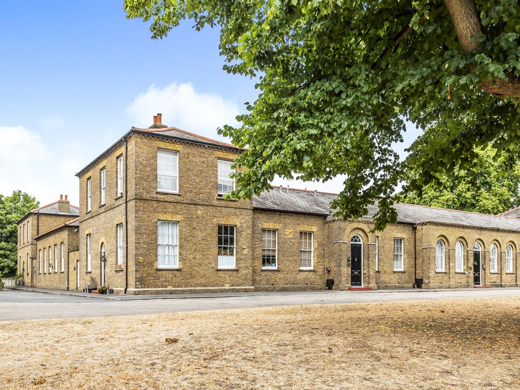 Greenhill Terrace, London SE18