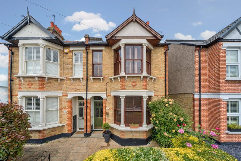 4 bed semidetached house for sale in Ladysmith Road, London SE9 Zoopla