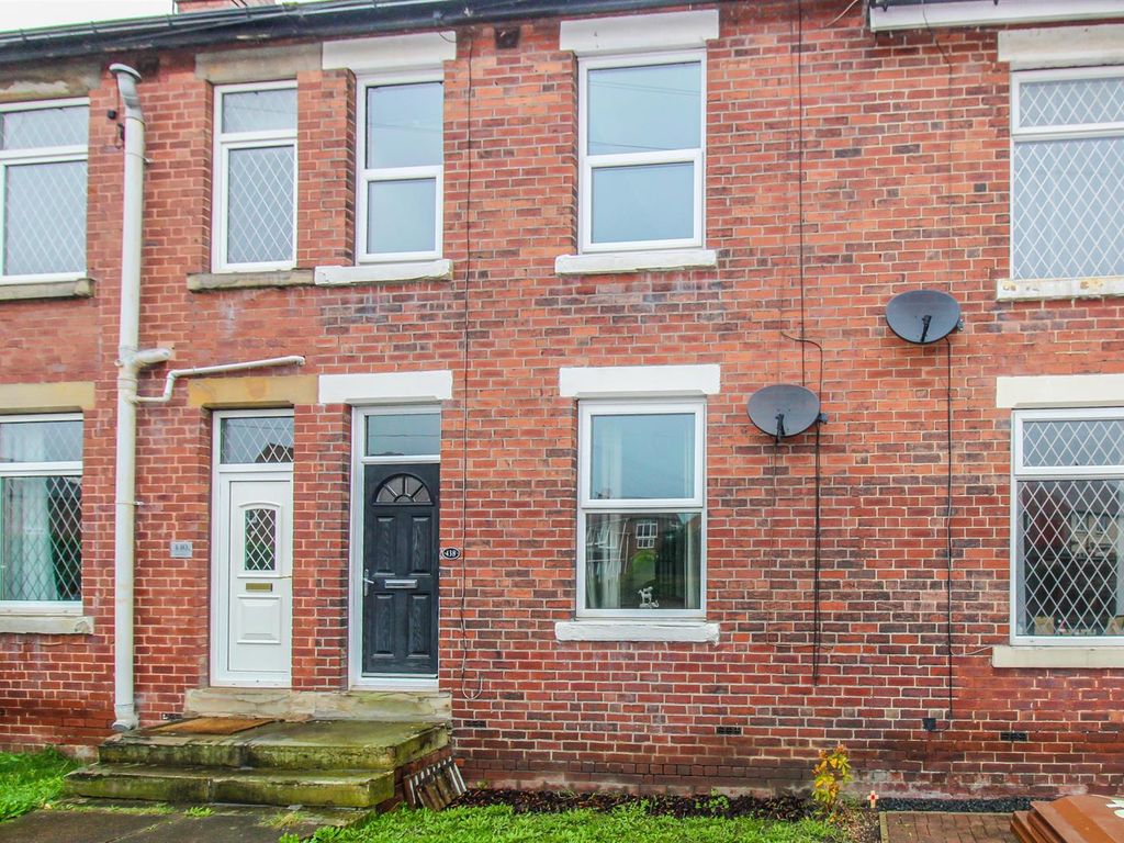3 bed terraced house for sale in Denby Dale Road East, Durkar