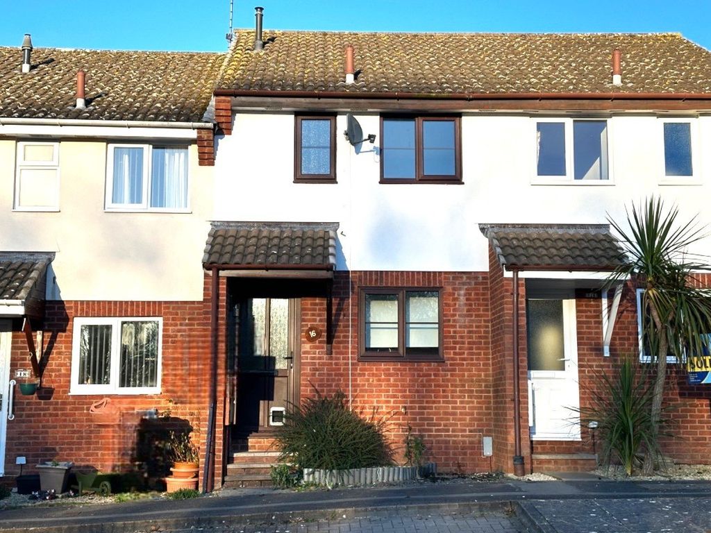 2 bed terraced house for sale in Severn Drive, Berkeley GL13, £210,000