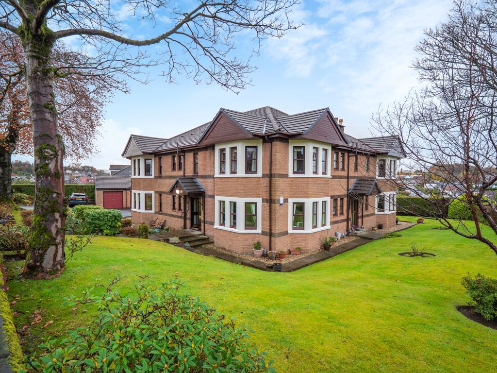 2 bed flat for sale in West Chapelton Drive, Bearsden, Glasgow G61, £