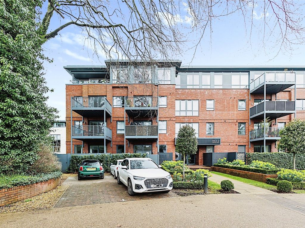 3 bed flat for sale in Bempton Drive, Didsbury, Manchester, Greater