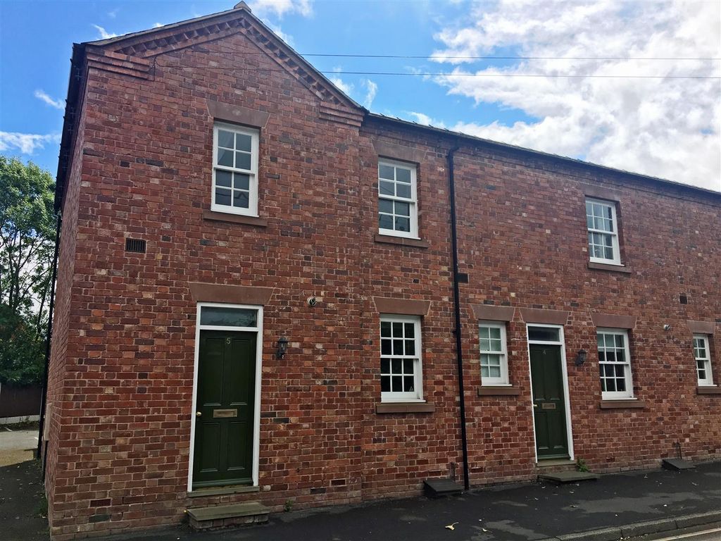 2 bed terraced house to rent in Eyton Lane, Baschurch, Shrewsbury SY4