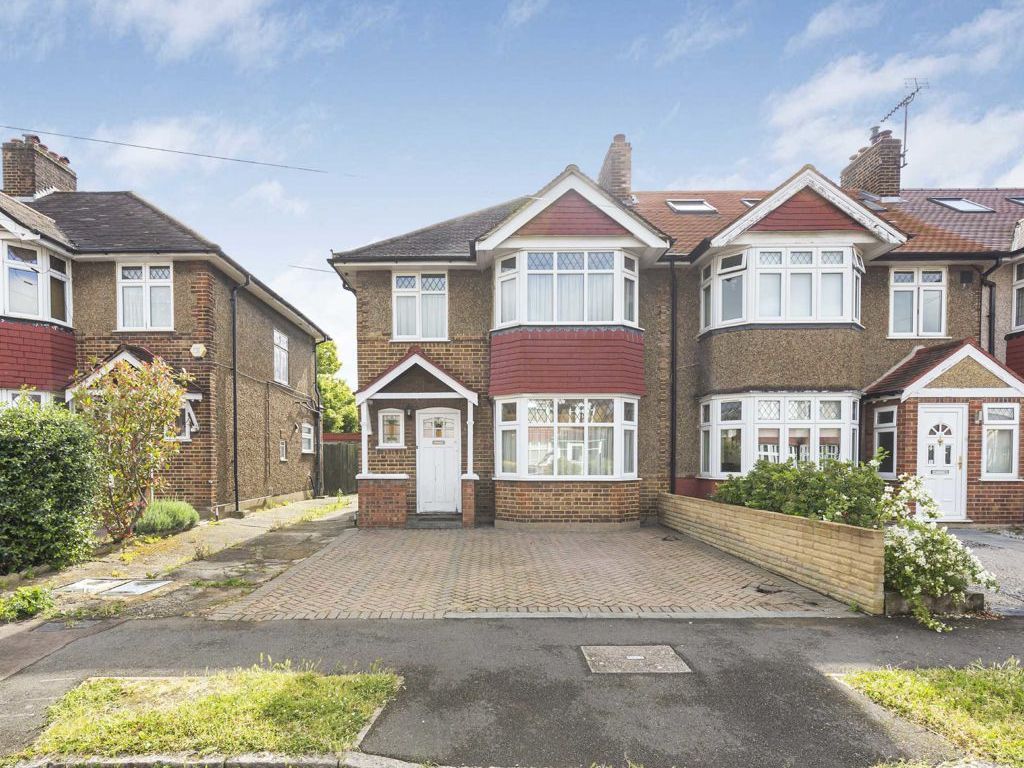 3 bed property for sale in Shirley Drive, Hounslow TW3, £610,000 Zoopla