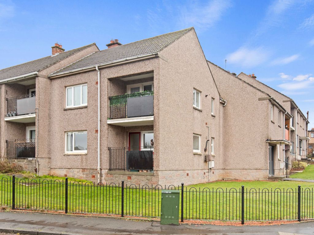1 bed flat for sale in Northfield Drive, Edinburgh EH8, £139,000 Zoopla