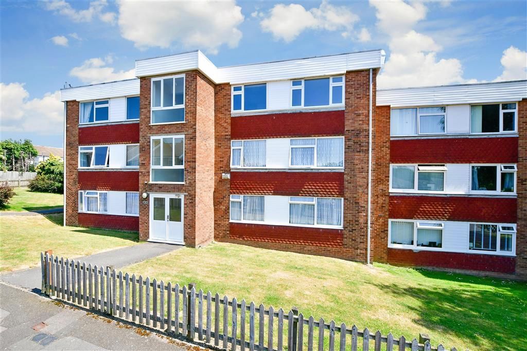 2 bed flat for sale in Bingley Close, Snodland, Kent ME6 Zoopla