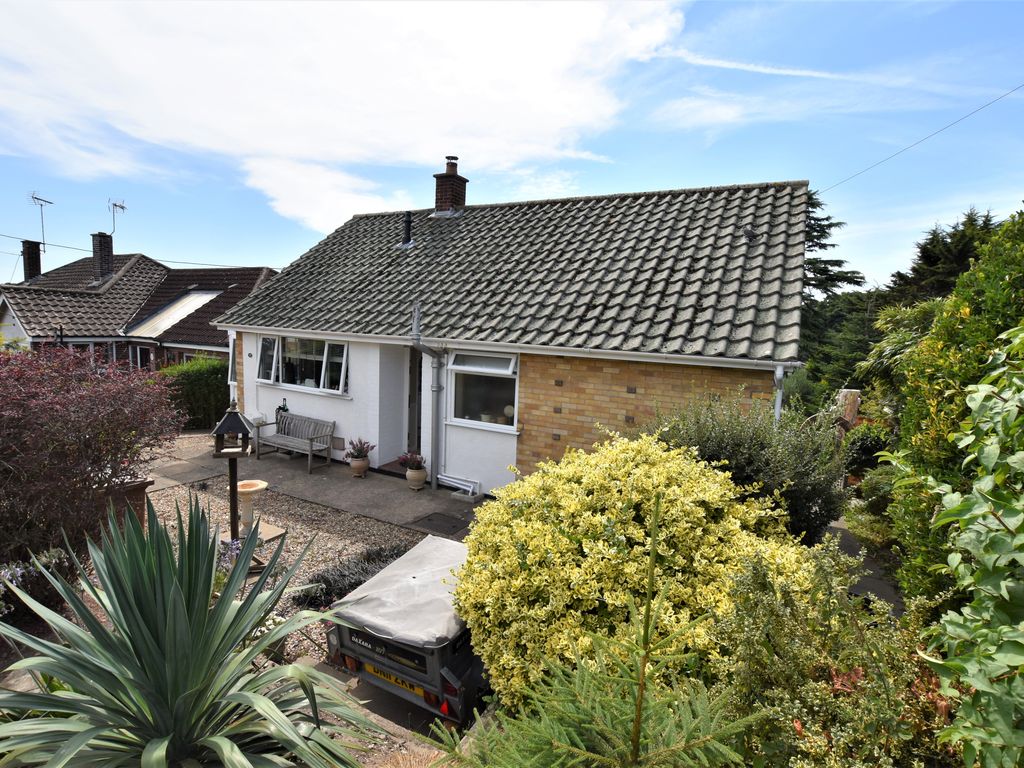 3 bed detached bungalow for sale in Hill Close, Cromer NR27 Zoopla