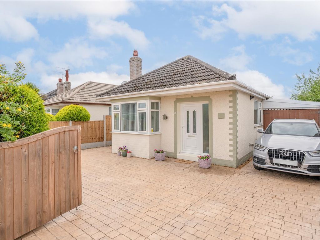 2 bed detached bungalow for sale in Salisbury Drive, Prestatyn LL19, £