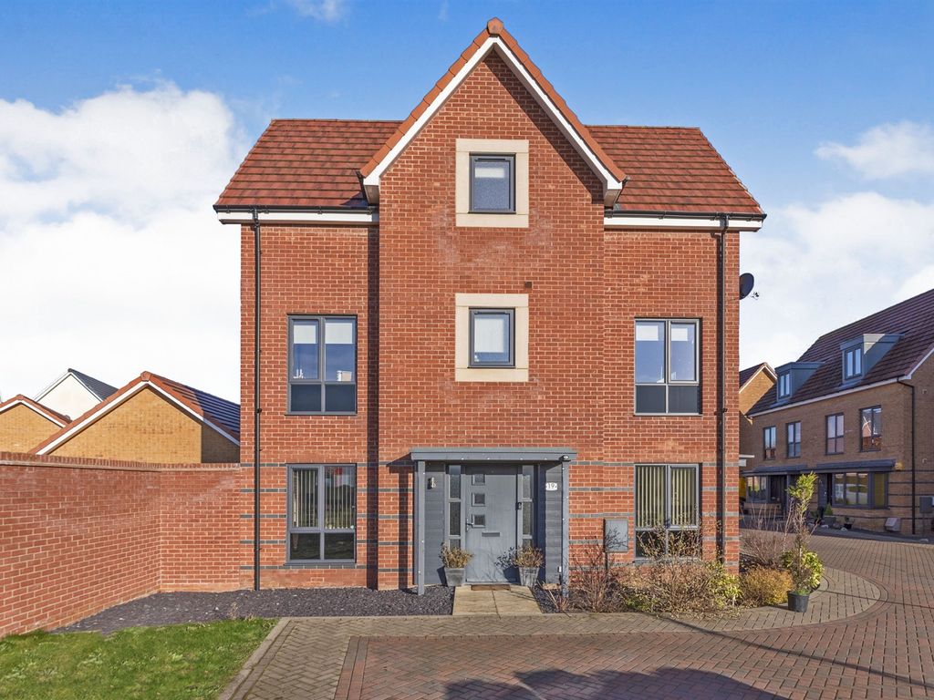 4 bed detached house for sale in Perkins Close, Corby NN18 Zoopla