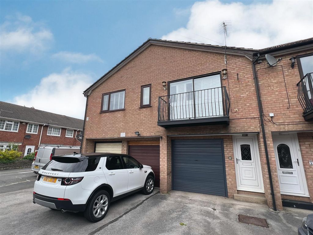 Old Hall Road, Brampton, Chesterfield S40