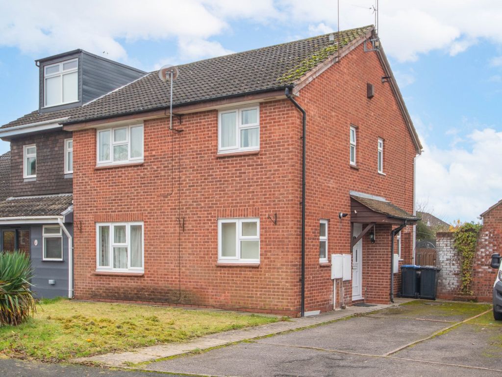 2 bed terraced house to rent in Seymour Road, Alcester, Warwickshire