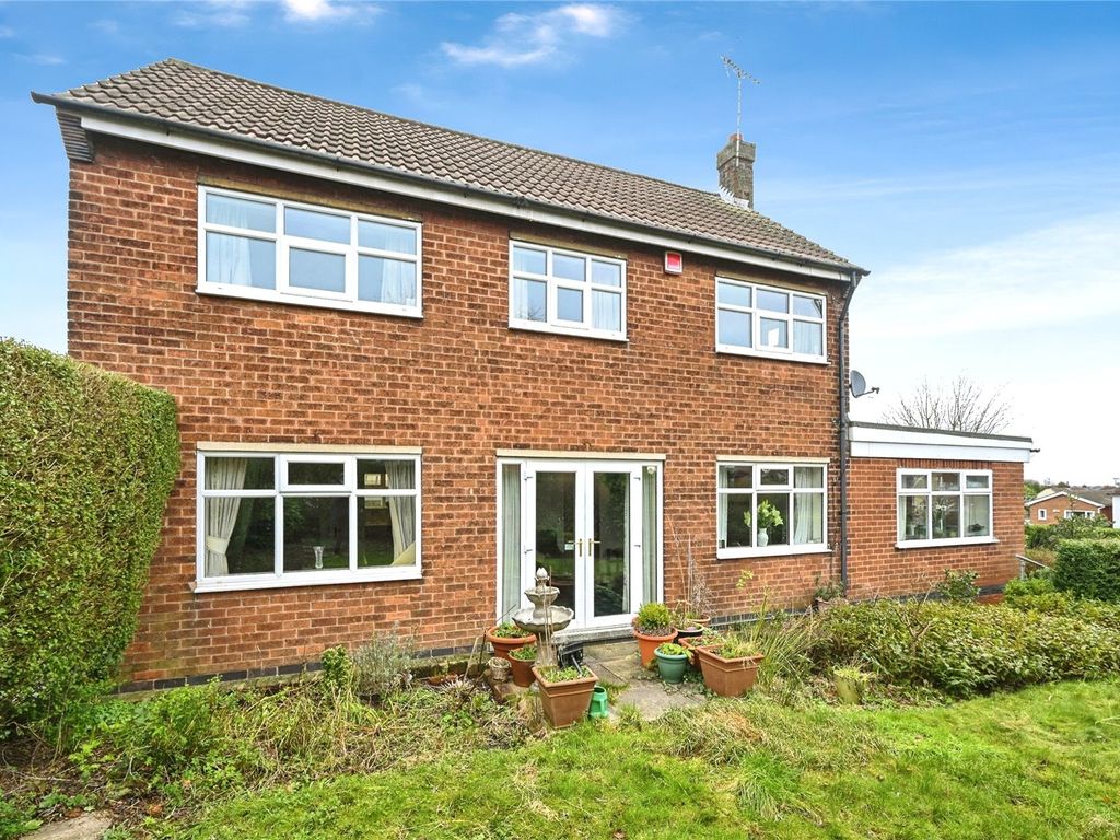 4 bed detached house for sale in Brookland Avenue, Mansfield